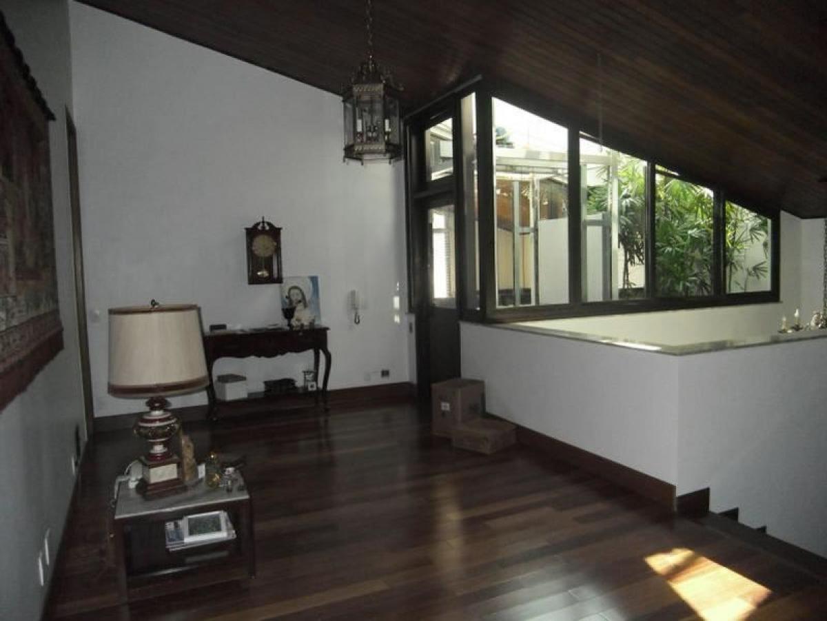 4 bedrooms House in Sao Paulo, Brazil No. 515206