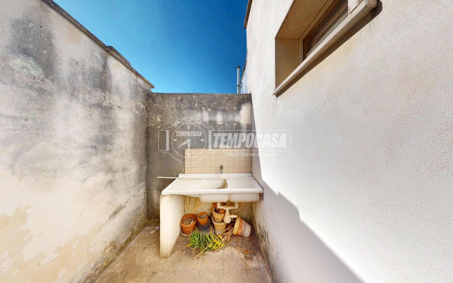 Замки и поместья с 5 комнатами в Corigliano d'Otranto, Италия № 275048