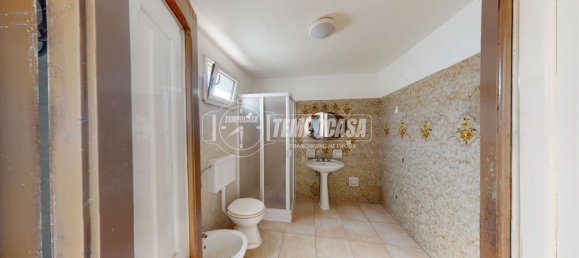 Замки и поместья с 5 комнатами в Corigliano d'Otranto, Италия № 275048 7