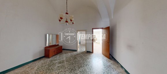 Замки и поместья с 5 комнатами в Corigliano d'Otranto, Италия № 275048 20