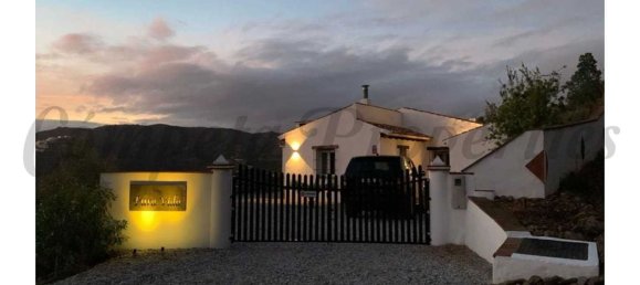 3 bedrooms House in Sayalonga, Spain No. 152706 15