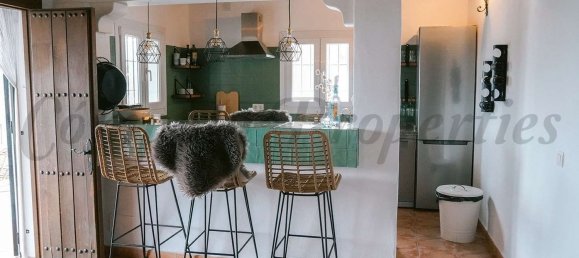 3 bedrooms House in Sayalonga, Spain No. 152706 8