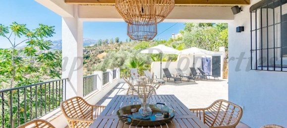 3 bedrooms House in Sayalonga, Spain No. 152706 6