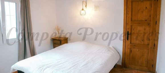 3 bedrooms House in Sayalonga, Spain No. 152706 13