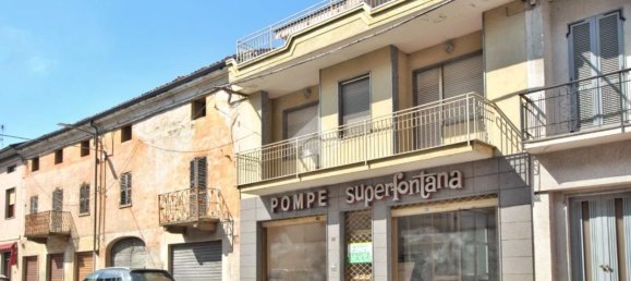  عقار تجاري في Borgo d'Ale, Italy 185متر مربع رقم 142032 36