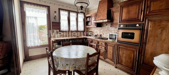 4 bedrooms House in La Roche-sur-Yon, France No. 96458 15