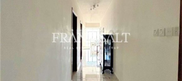 Квартира с 3 спальнями в Сент-Джулианс, Мальта № 4743 6