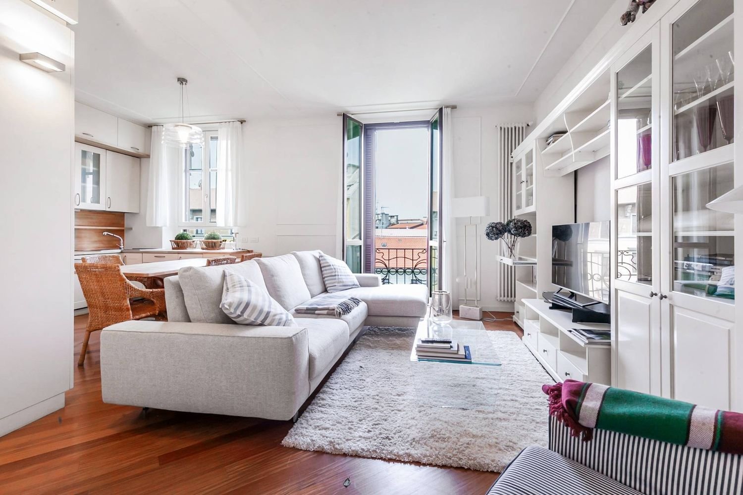 3-salle Appartement à Milan, Italy No. 265621