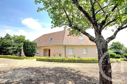 Villa T6 em Cour-sur-Loire, France N.º 273979