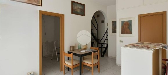 Apartamento de 2 dormitorios en Foggia, Italy No. 316215 9