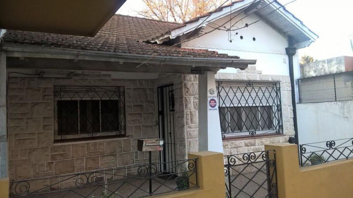 Дом с 3 спальнями в Сан Мигель, Аргентина № 96211