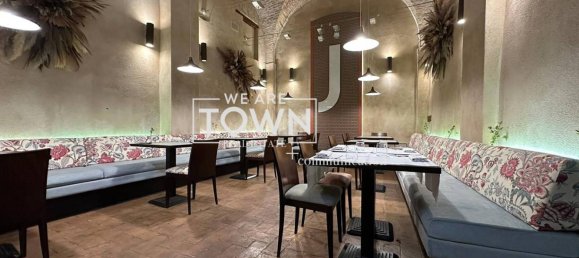 5-Zimmer Gewerbliche Immobilie in Ancona, Italy, Nr. 99148 2