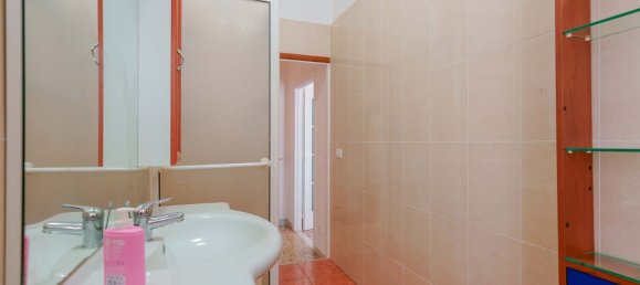 3 bedrooms Apartment in Taranto, Italy No. 372343 8