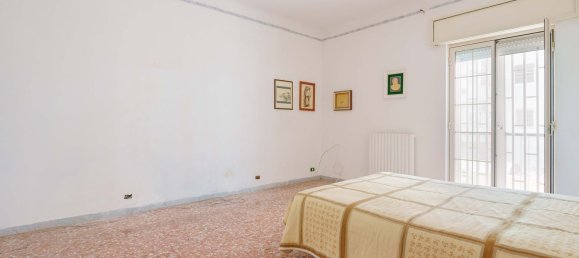 3 bedrooms Apartment in Taranto, Italy No. 372343 11