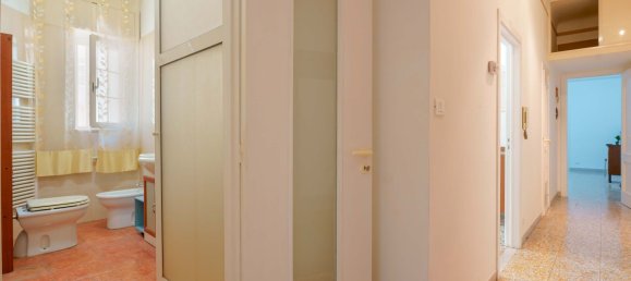 3 bedrooms Apartment in Taranto, Italy No. 372343 5