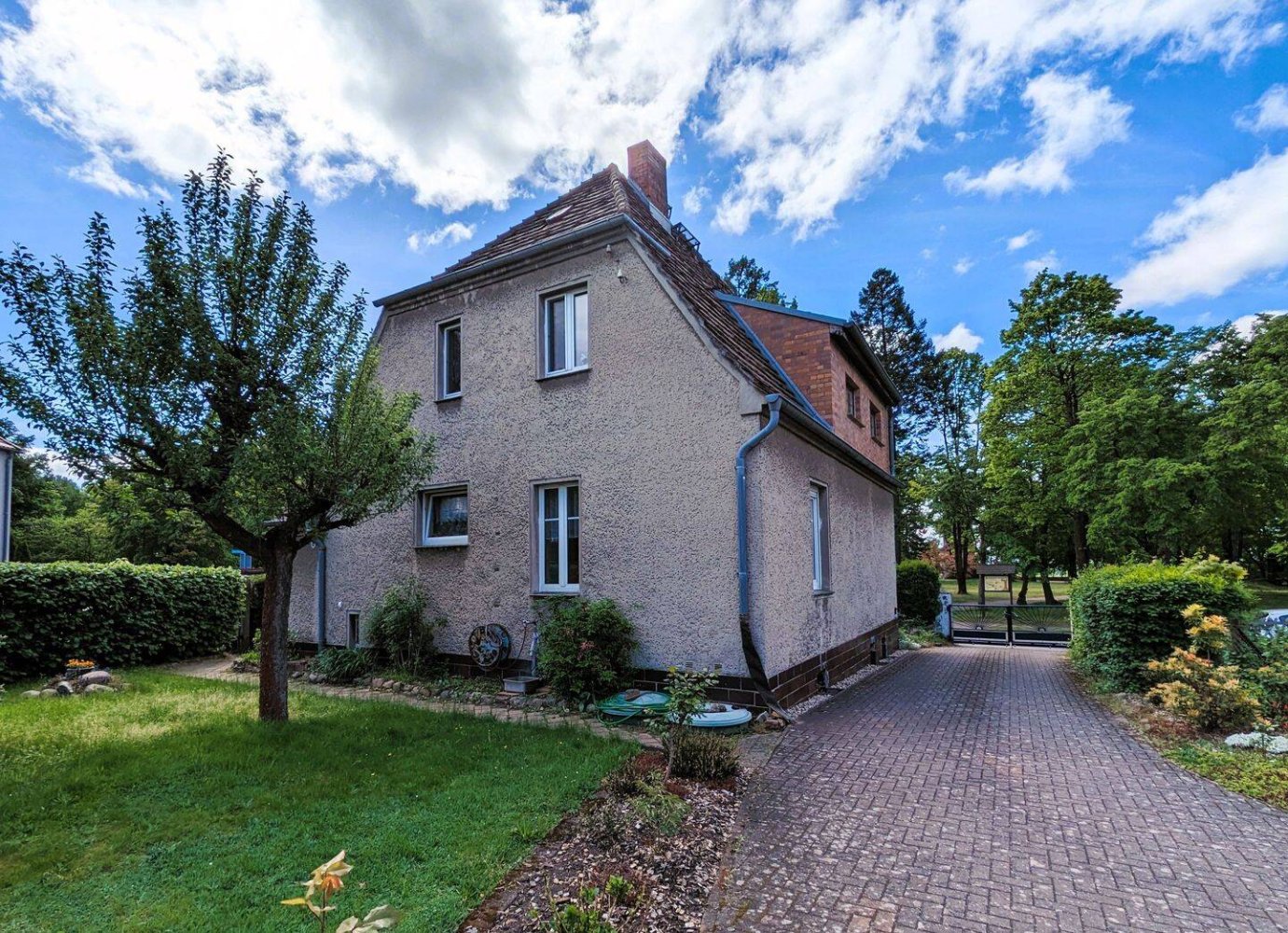 Дом с 4 комнатами в Шпре-Найсе, Германия № 263937