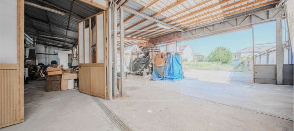 1657m² Warehouse in Turin, Italy No. 311012 39