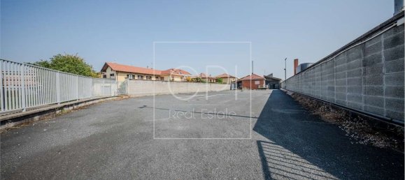 1657m² Warehouse in Turin, Italy No. 311012 10