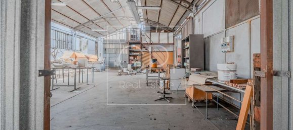 1657m² Warehouse in Turin, Italy No. 311012 27