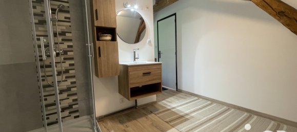 3 Schlafzimmer Haus in La Chapelle-sur-Loire, France, Nr. 68403 2