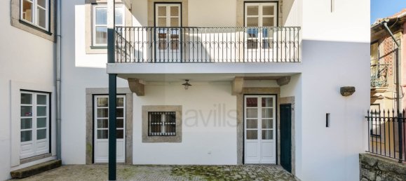 5 bedrooms Villa in Porto, Portugal No. 120144 17