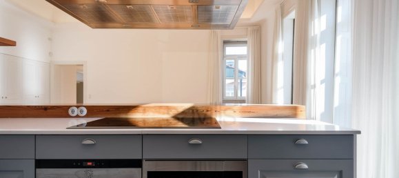 5 bedrooms Villa in Porto, Portugal No. 120144 8