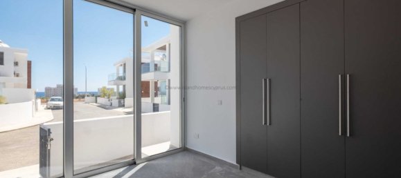 Casa de 4 dormitorios en Protaras, Cyprus No. 23857 10