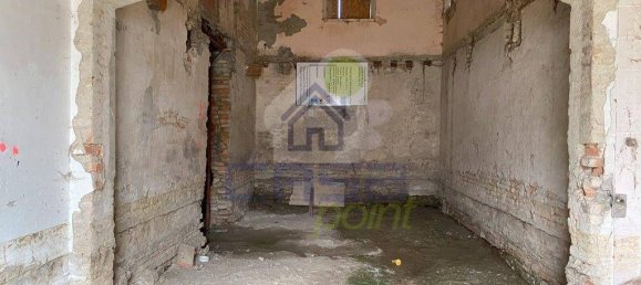 Casa de 2 dormitorios en Brescello, Italy No. 70539 4