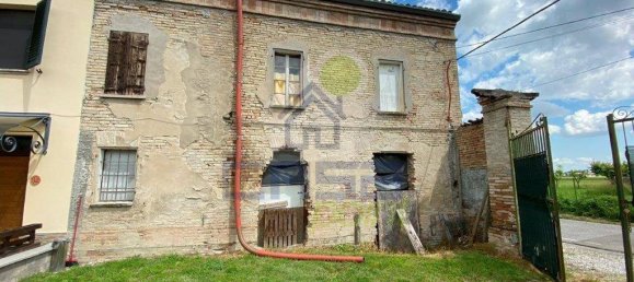 Casa de 2 dormitorios en Brescello, Italy No. 70539 2