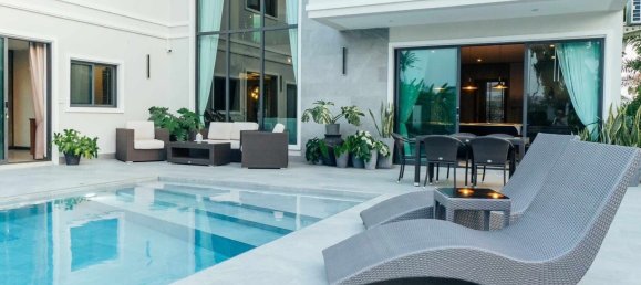 5 Schlafzimmer Villa in Hua Hin, Thailand, Nr. 75658 8