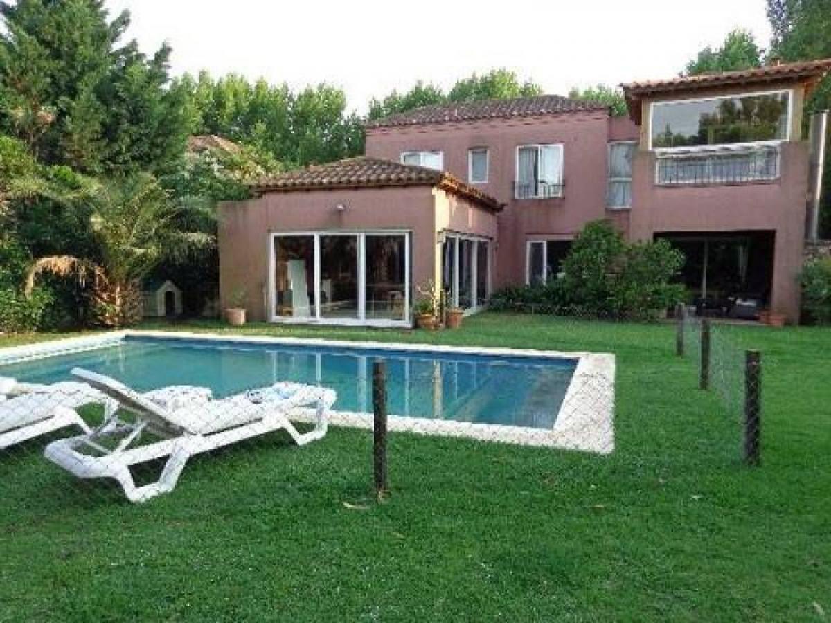 4 bedrooms House in Pilar, Argentina No. 76774