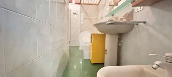 2 bedrooms Apartment in Cremona, Italy No. 329780 16