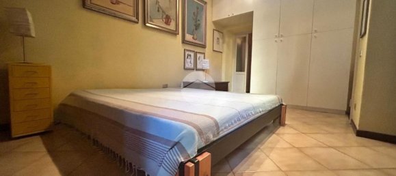 2 bedrooms Apartment in Cremona, Italy No. 329780 13