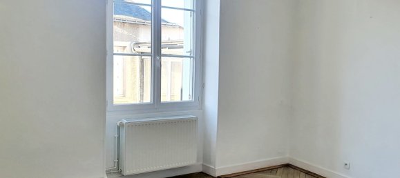1 room Building in Sainte-Maure-de-Touraine, France No. 221681 9