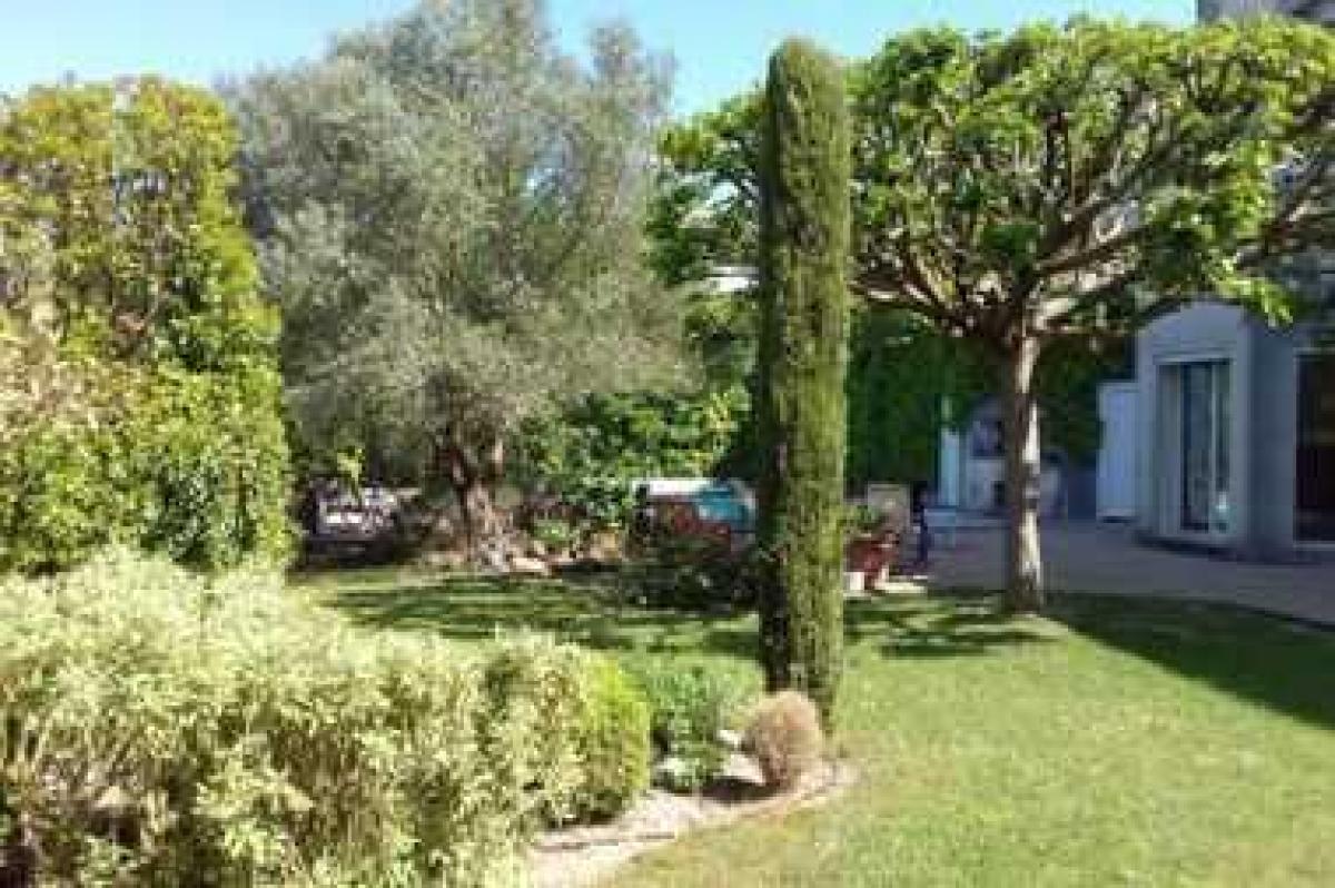 4 bedrooms House in Angouleme, France No. 27538