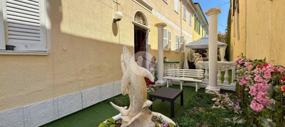 3 bedrooms House in Stroppiana, Italy No. 343226 2