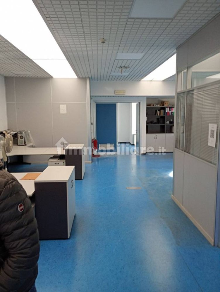 4 rooms Apartment in Legnano, Italy No. 365105