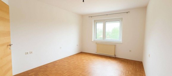 3 rooms Apartment in Ebreichsdorf, Austria No. 192561 2