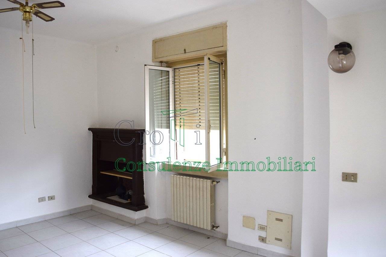 Casa de 2 dormitorios en Trovo, Italy No. 356283