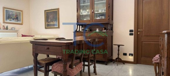 3 bedrooms Apartment in Piacenza, Italy No. 347730 2