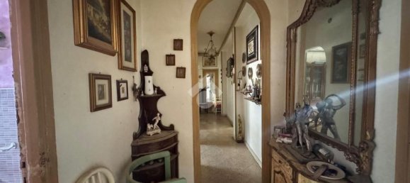 Квартира с 4 комнатами в Палермо, Италия № 221411 3