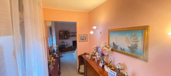3 rooms Apartment in Parma, Italy No. 23847 14