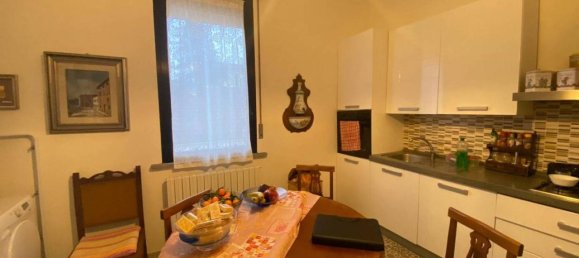 3 rooms Apartment in Parma, Italy No. 23847 12