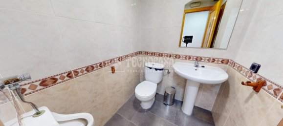 Gewerbliche Immobilie in Valencia, Spain 117m², Nr. 144752 28