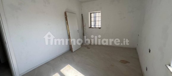 3 Schlafzimmer Wohnung in Bregnano, Italy, Nr. 263773 2