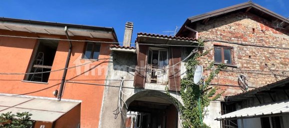 3 Schlafzimmer Wohnung in Bregnano, Italy, Nr. 263773 14