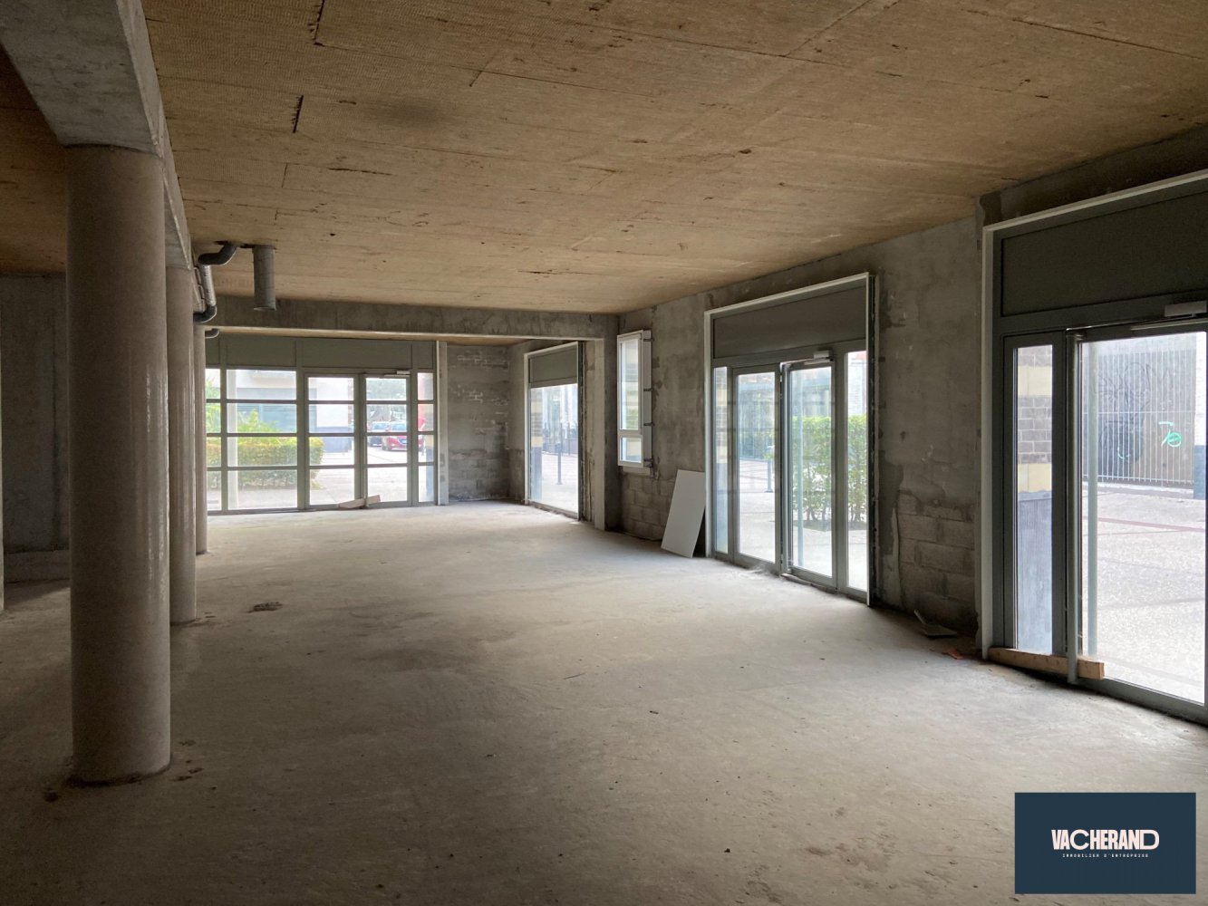 Propriété commerciale à Armentières, France 204m² No. 87744