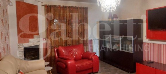 Квартира с 3 спальнями в Таранто, Италия № 82055 37