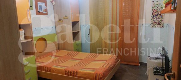 Квартира с 3 спальнями в Таранто, Италия № 82055 25