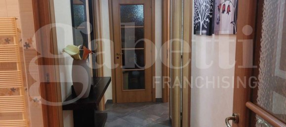 Квартира с 3 спальнями в Таранто, Италия № 82055 7